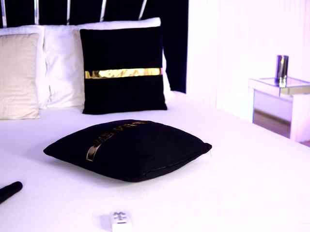 MistyWooods webcam