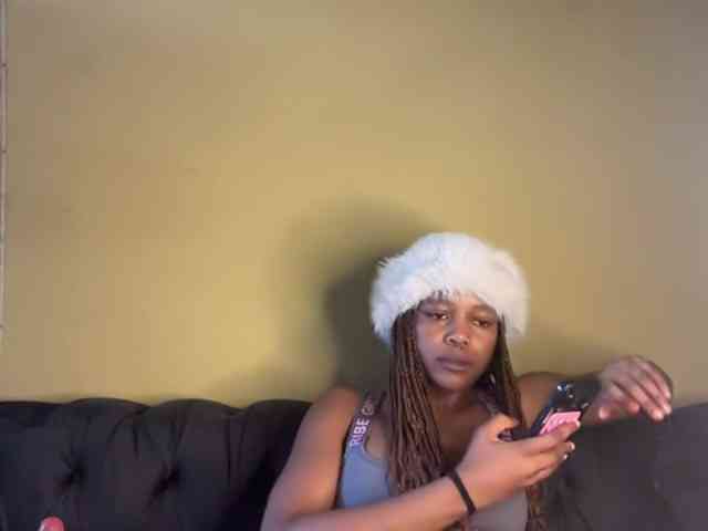 SexyBaddie webcam