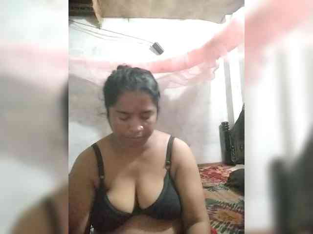 Boudipriya webcam