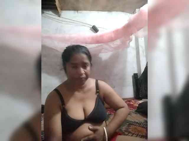 Boudipriya webcam