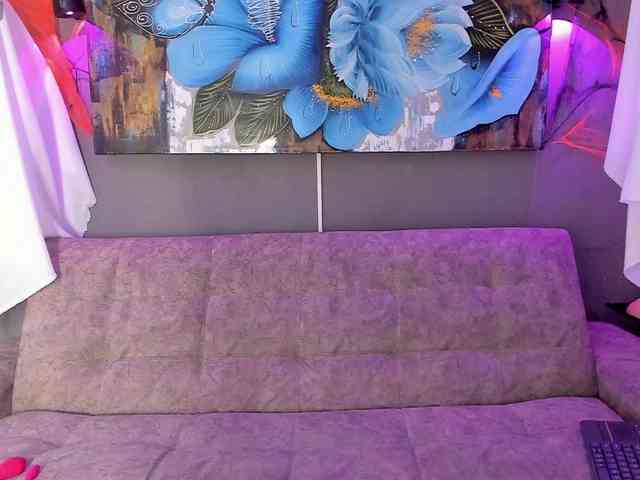 Amber-HoffmanSt webcam