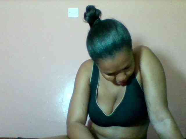 Sexyapple2002 webcam