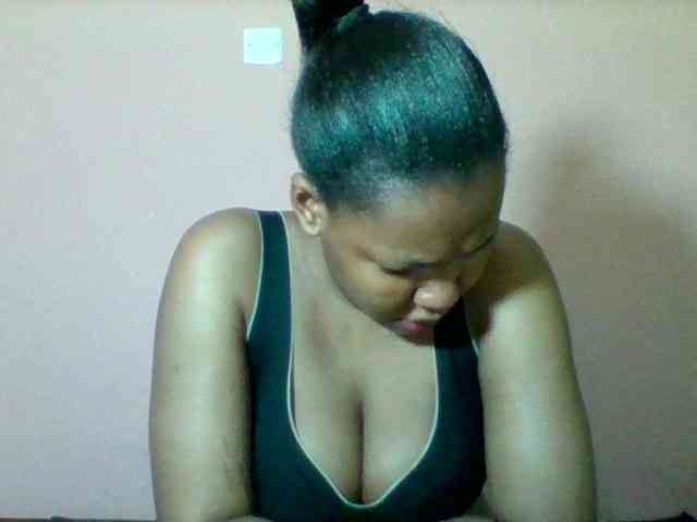 Sexyapple2002 webcam