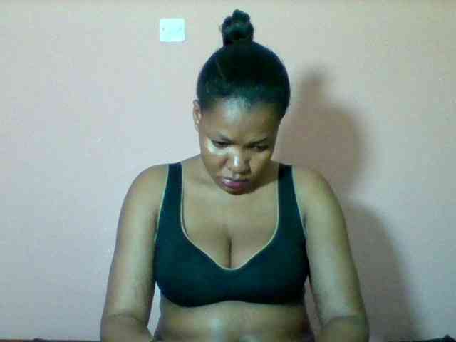 Sexyapple2002 webcam