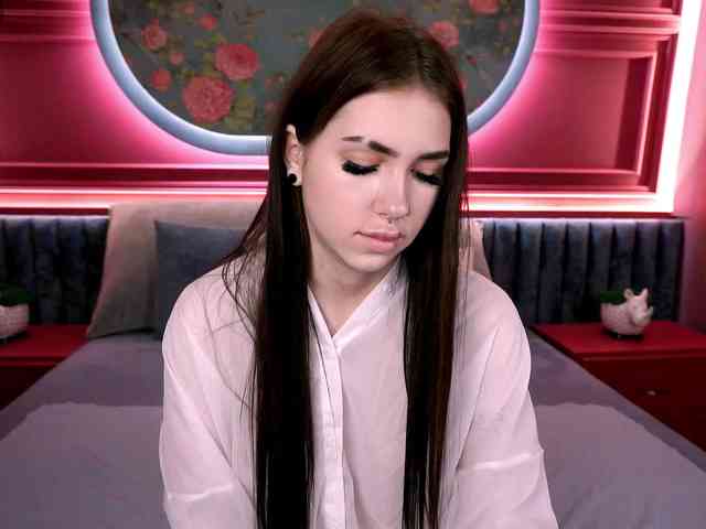 JuicyJess webcam
