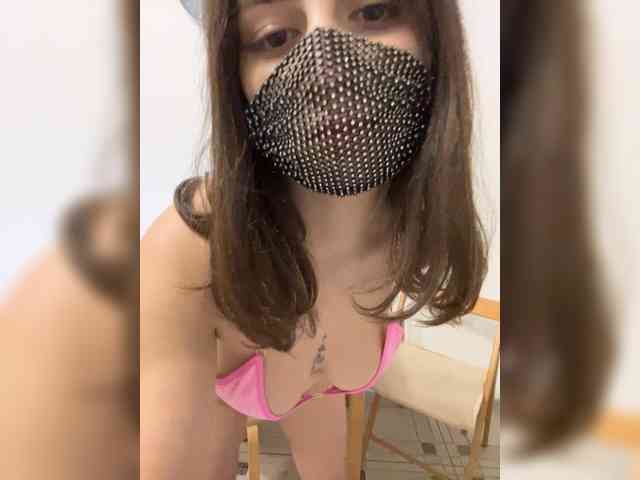 YebanutayaYa webcam