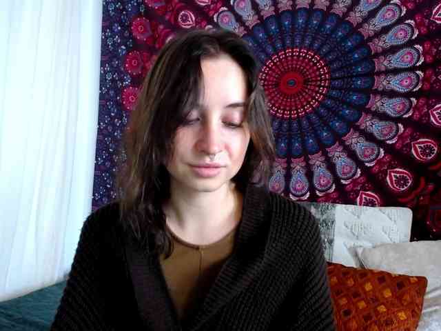AdalynGlow webcam