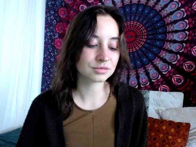 AdalynGlow webcam