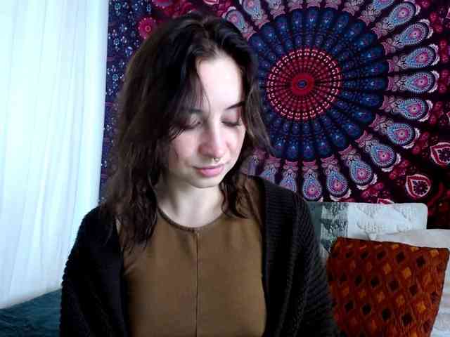 AdalynGlow webcam