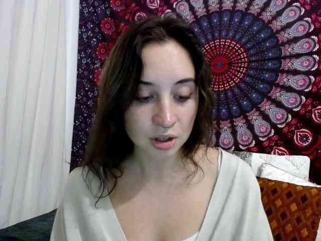 AdalynGlow webcam