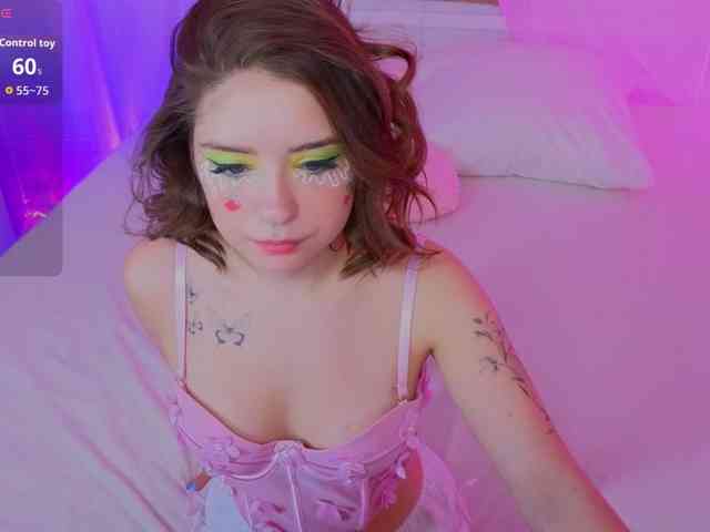 AmeliaShine1 webcam