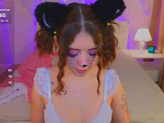 AmeliaShine1 webcam