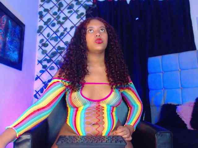 sara_goddexx webcam