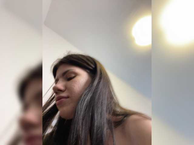 Gratis Live Sexcam mit AlissaLexx AlissaLexx