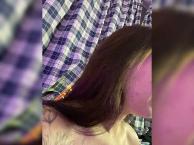 Vai a chattare su S_E_X_AlissaLexx S_E_X_AlissaLexx