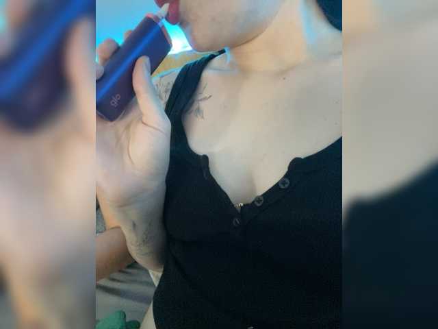 Entrez le videochat erotique avec le
modèle AlissaLexx AlissaLexx