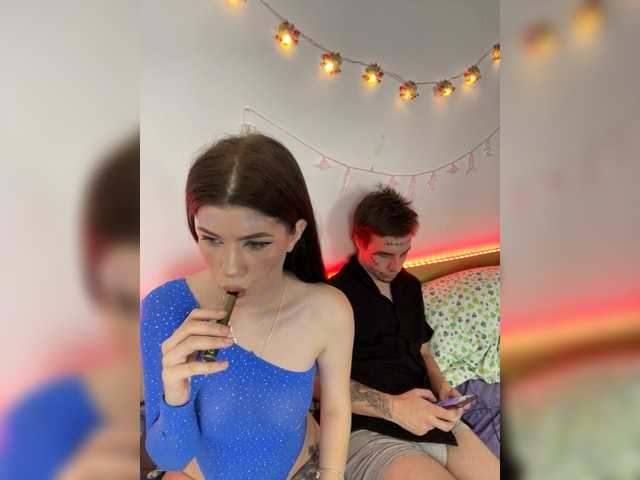 Entrez le videochat erotique avec le
modèle AlissaLexx AlissaLexx