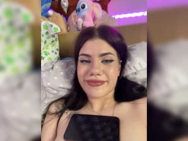 Vai a chattare su AlissaLexx AlissaLexx