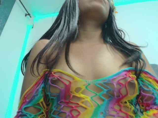 karinna-santana webcam