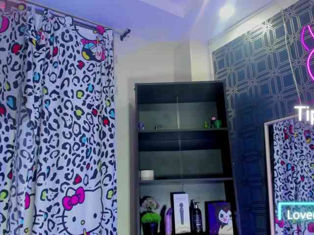 thania777 webcam
