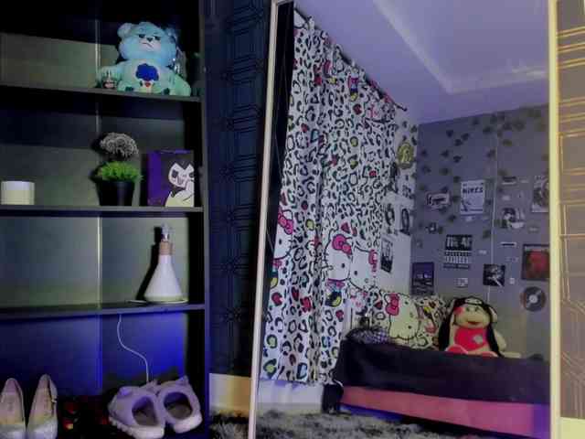 thania777 webcam