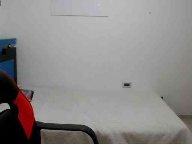 miajunk webcam