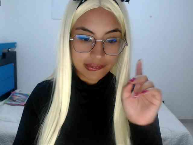 miajunk webcam