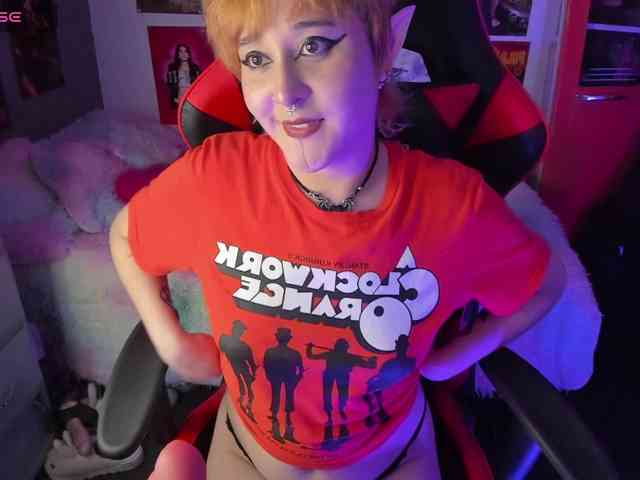 Mistresscrowley-666 webcam