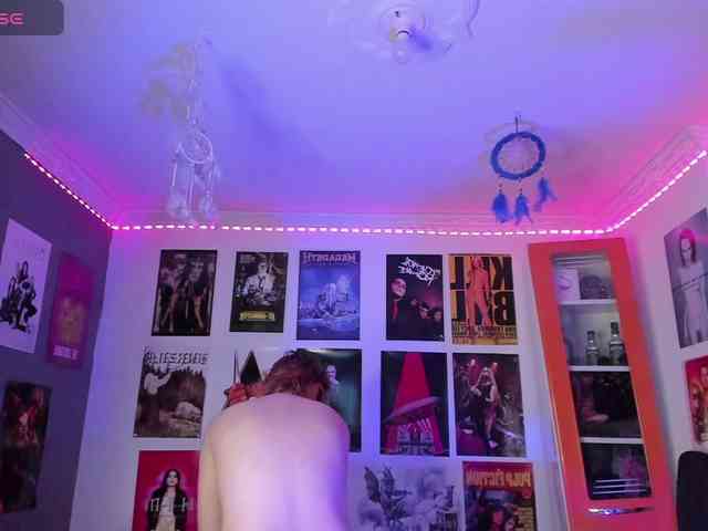 Mistresscrowley-666 webcam