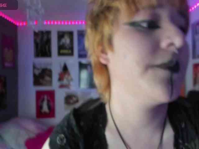 Mistresscrowley-666 webcam