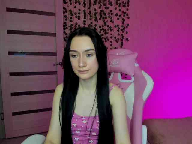 ArinaMeow19 webcam