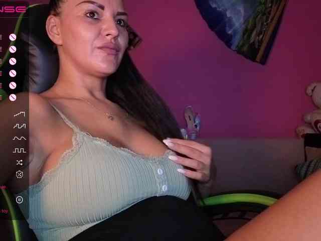 ValentinaVale webcam