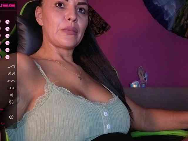 ValentinaVale webcam