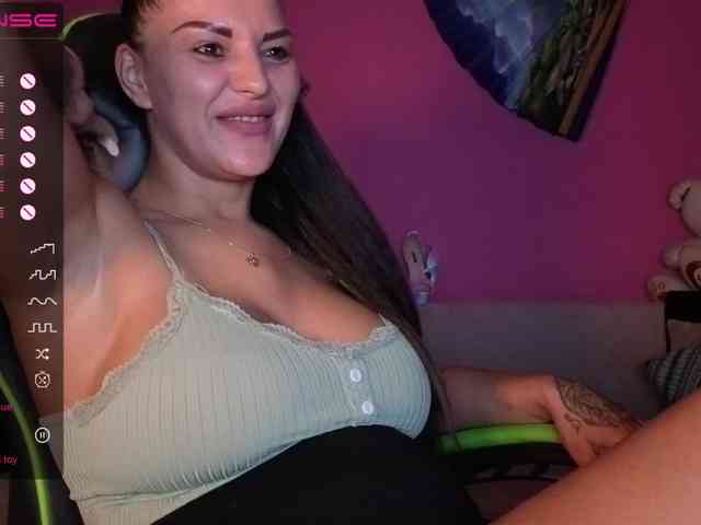ValentinaVale webcam