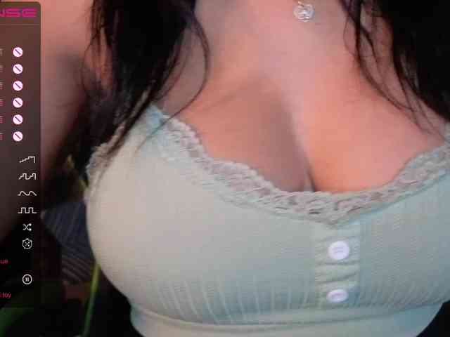 ValentinaVale webcam