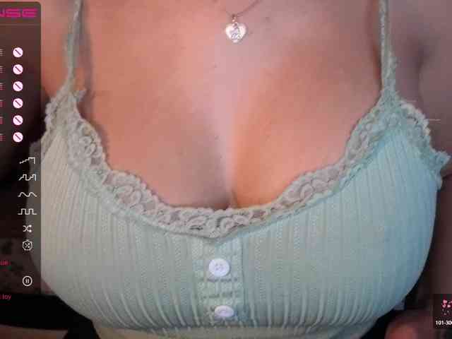 ValentinaVale webcam
