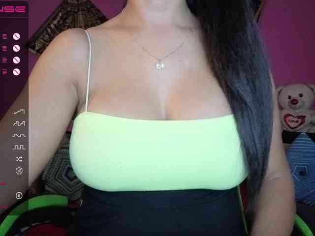 ValentinaVale webcam