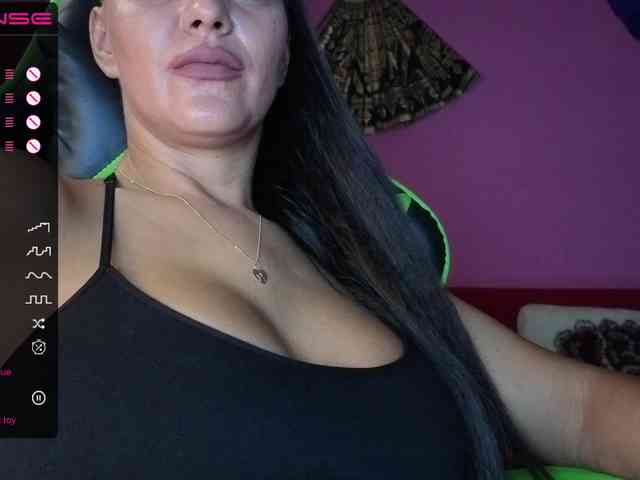 ValentinaVale webcam