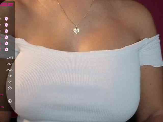 ValentinaVale webcam