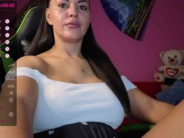 ValentinaVale webcam