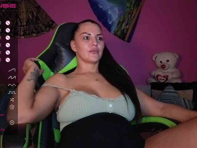ValentinaVale webcam