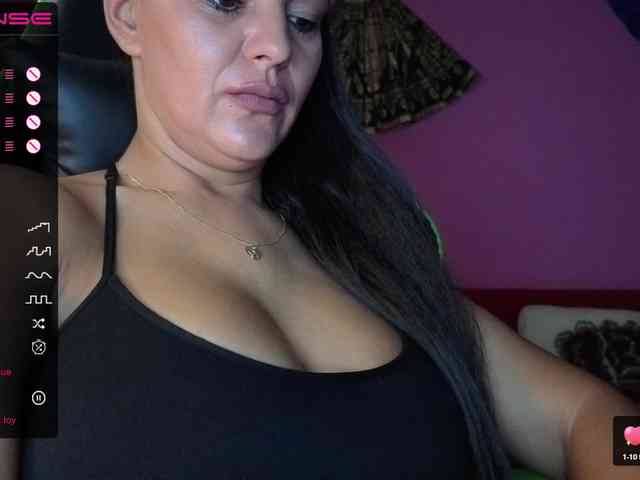 ValentinaVale webcam