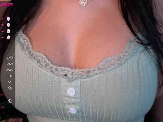 ValentinaVale webcam