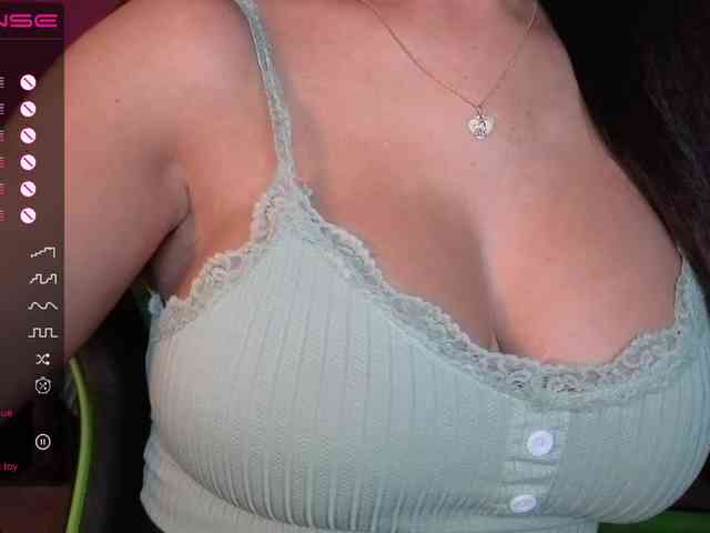 ValentinaVale webcam