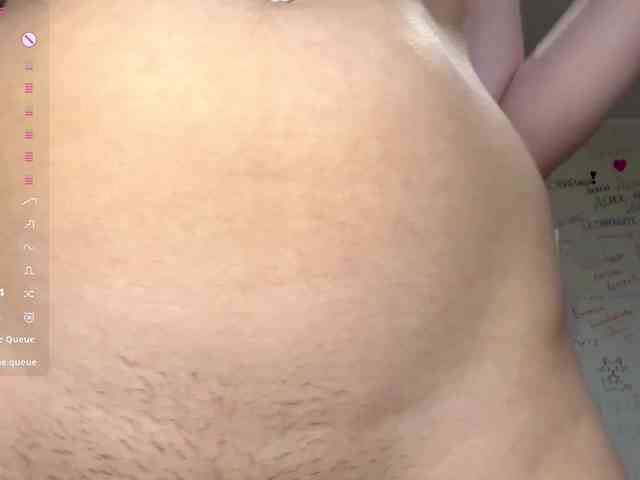 AdellaJulander webcam
