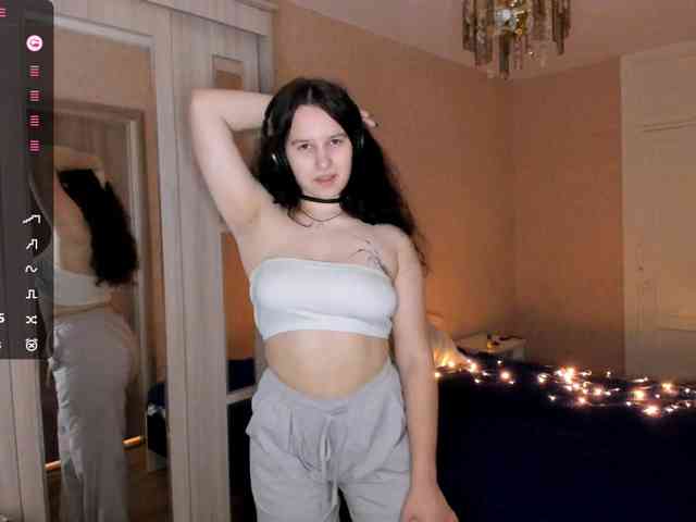 LisaMeowss webcam