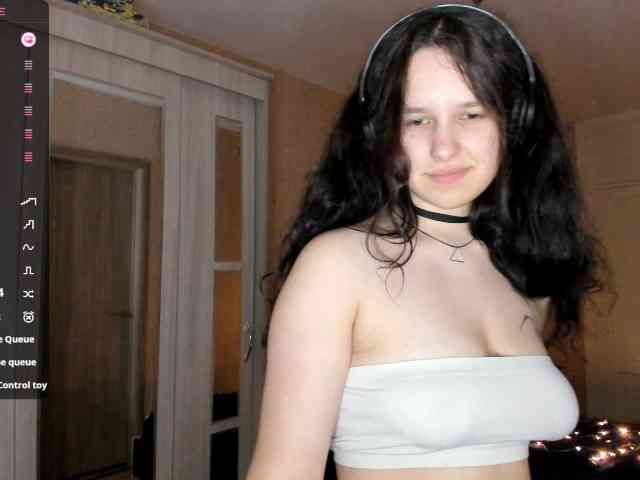 LisaMeowss webcam