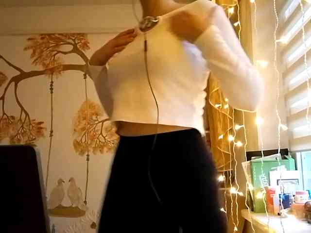 POTATO-GIRL webcam