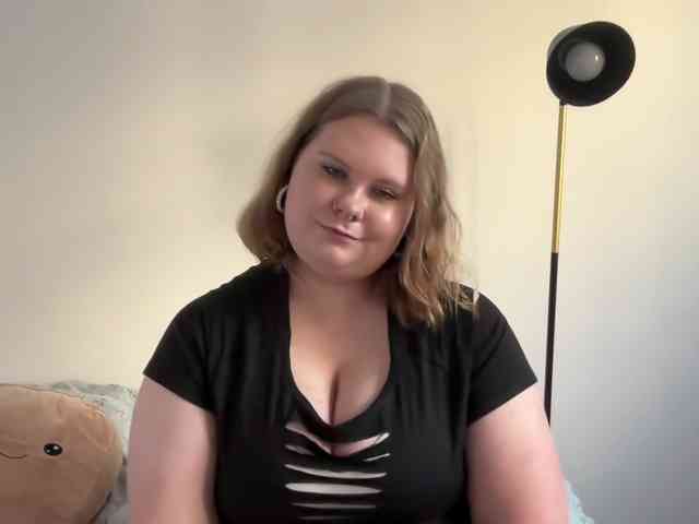 BriannaDoll webcam