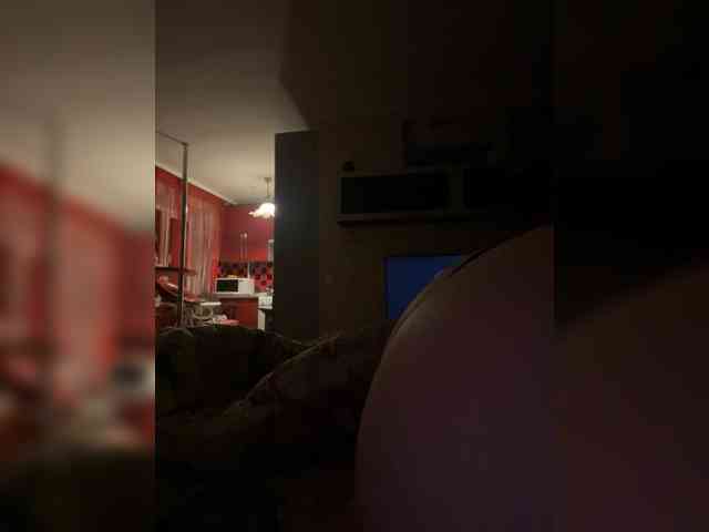Angelina-8 webcam